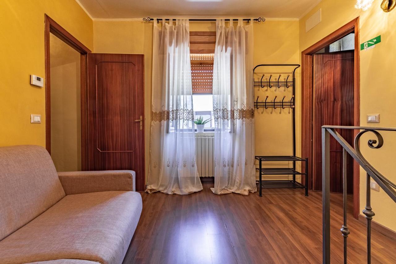 Casa Vacanze 'Zia Lucia' Apartman Sarconi Kültér fotó