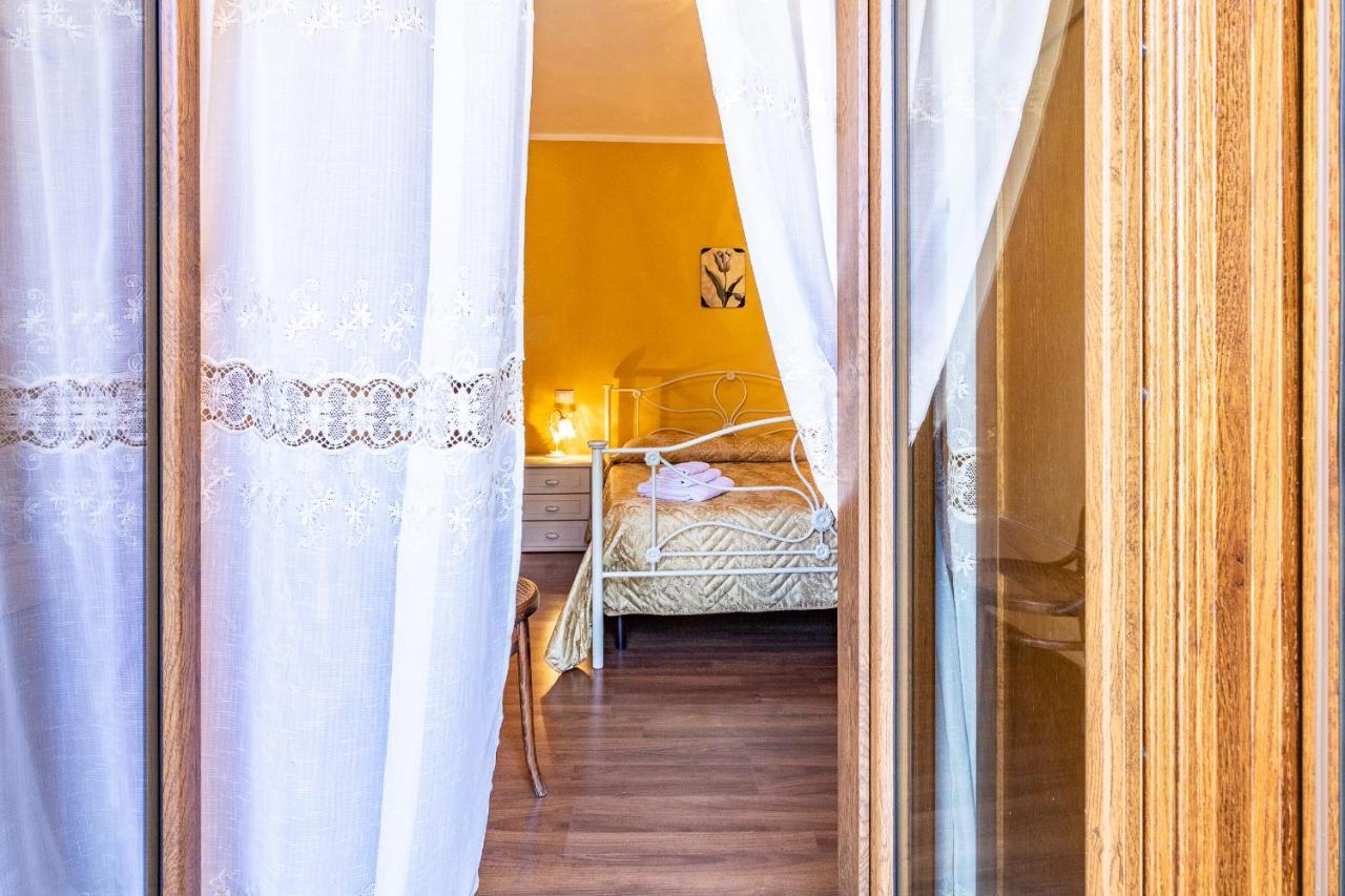 Casa Vacanze 'Zia Lucia' Apartman Sarconi Kültér fotó