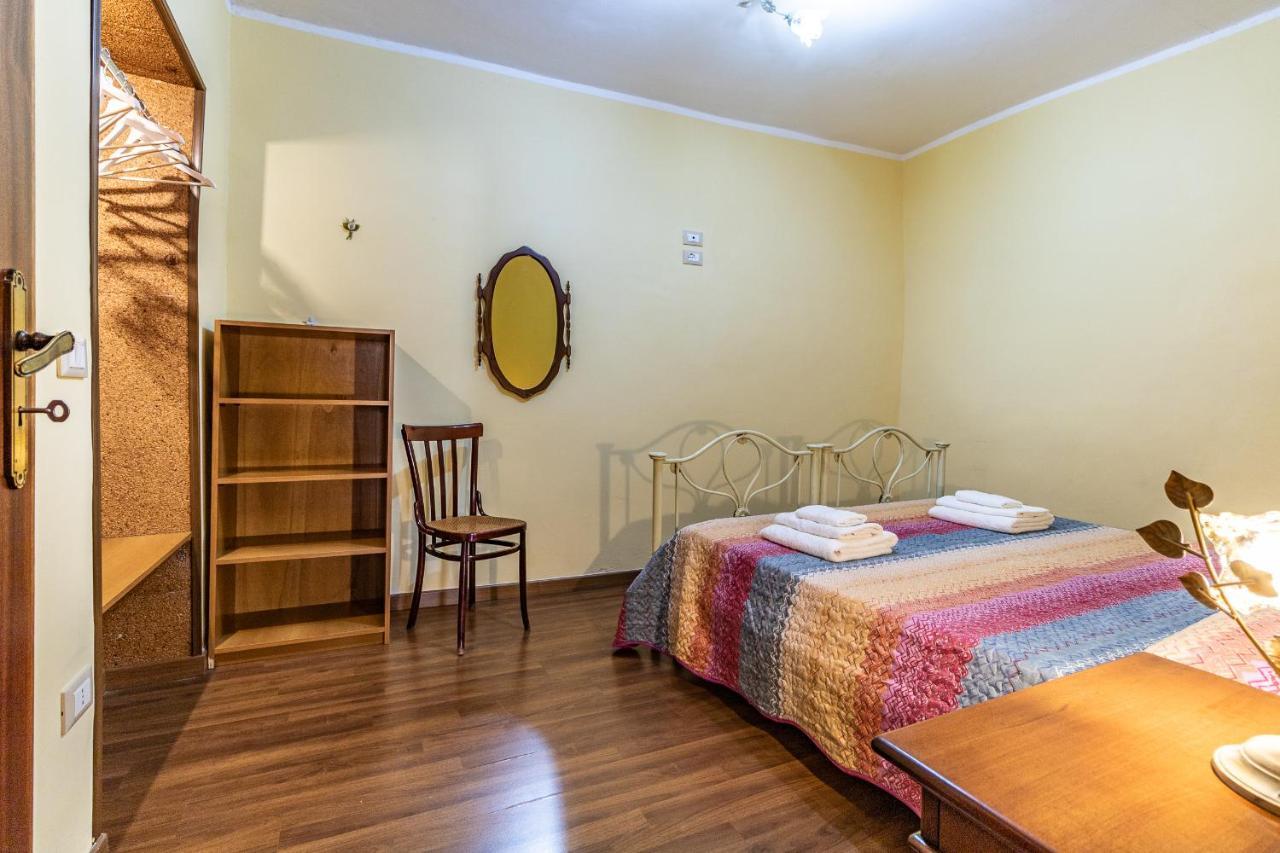 Casa Vacanze 'Zia Lucia' Apartman Sarconi Kültér fotó