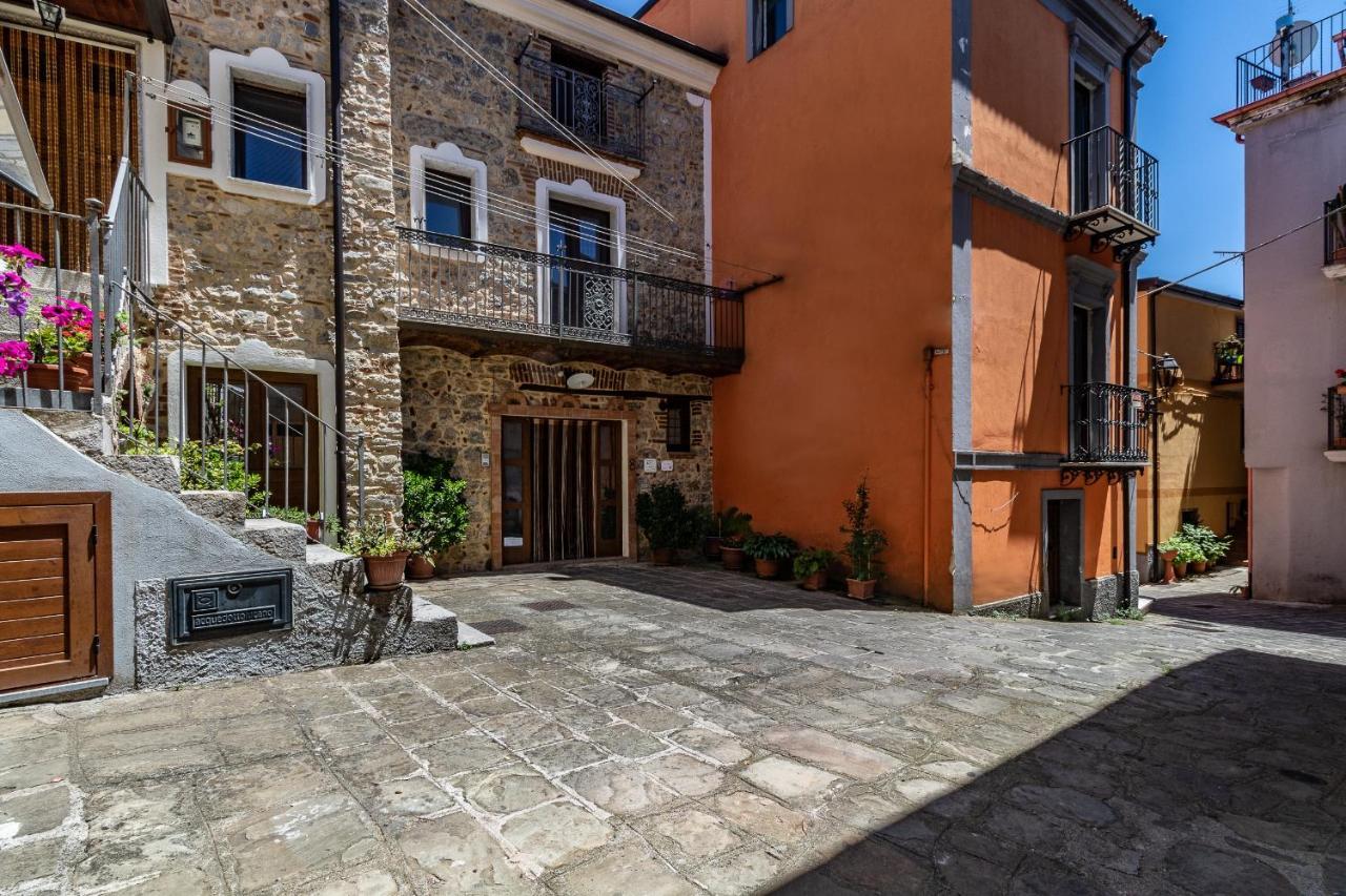 Casa Vacanze 'Zia Lucia' Apartman Sarconi Kültér fotó